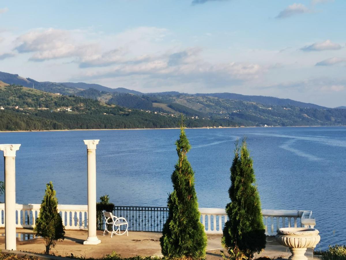 Gradinile Romane Otel Chiriteni Dış mekan fotoğraf